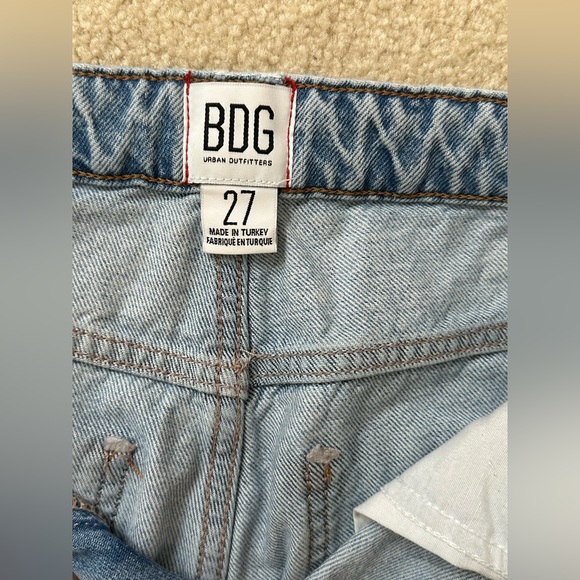 Urban outfitters BDG jeans size 27 US 4, light blue cropped flare jeans - Picture 6 of 6